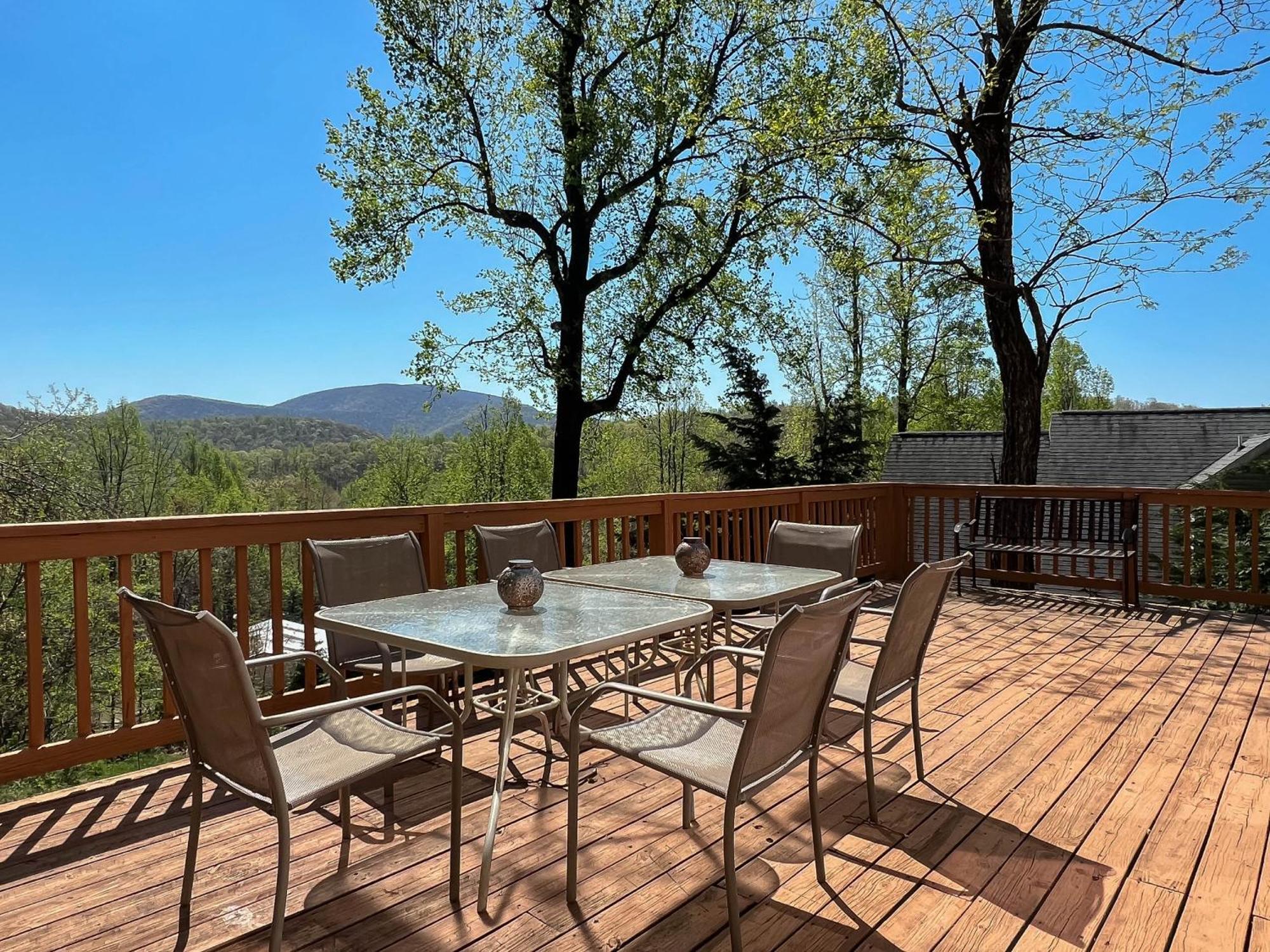 Love Ridge Mountain Lodging Lyndhurst Exteriér fotografie